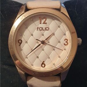 🦋10/$20🦋 Folio Goldtone Pink Quilted Leather Women's Watch